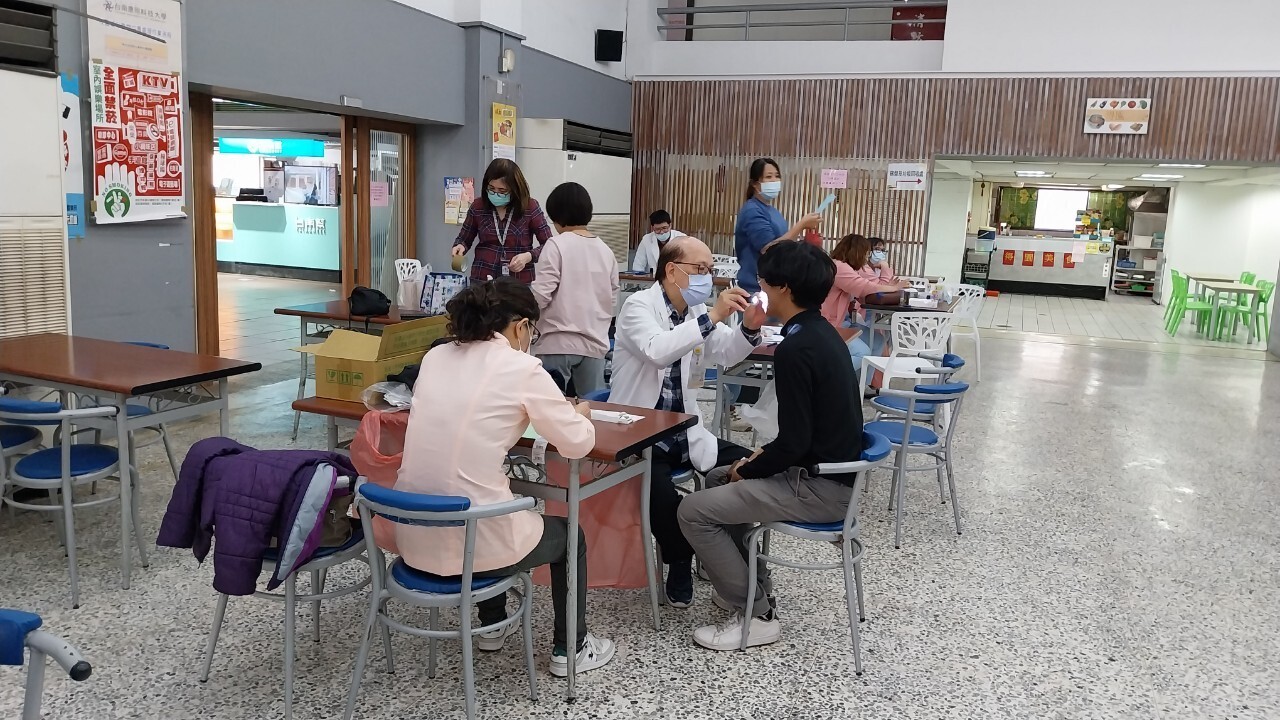 113-2轉復學生健康檢查圖片