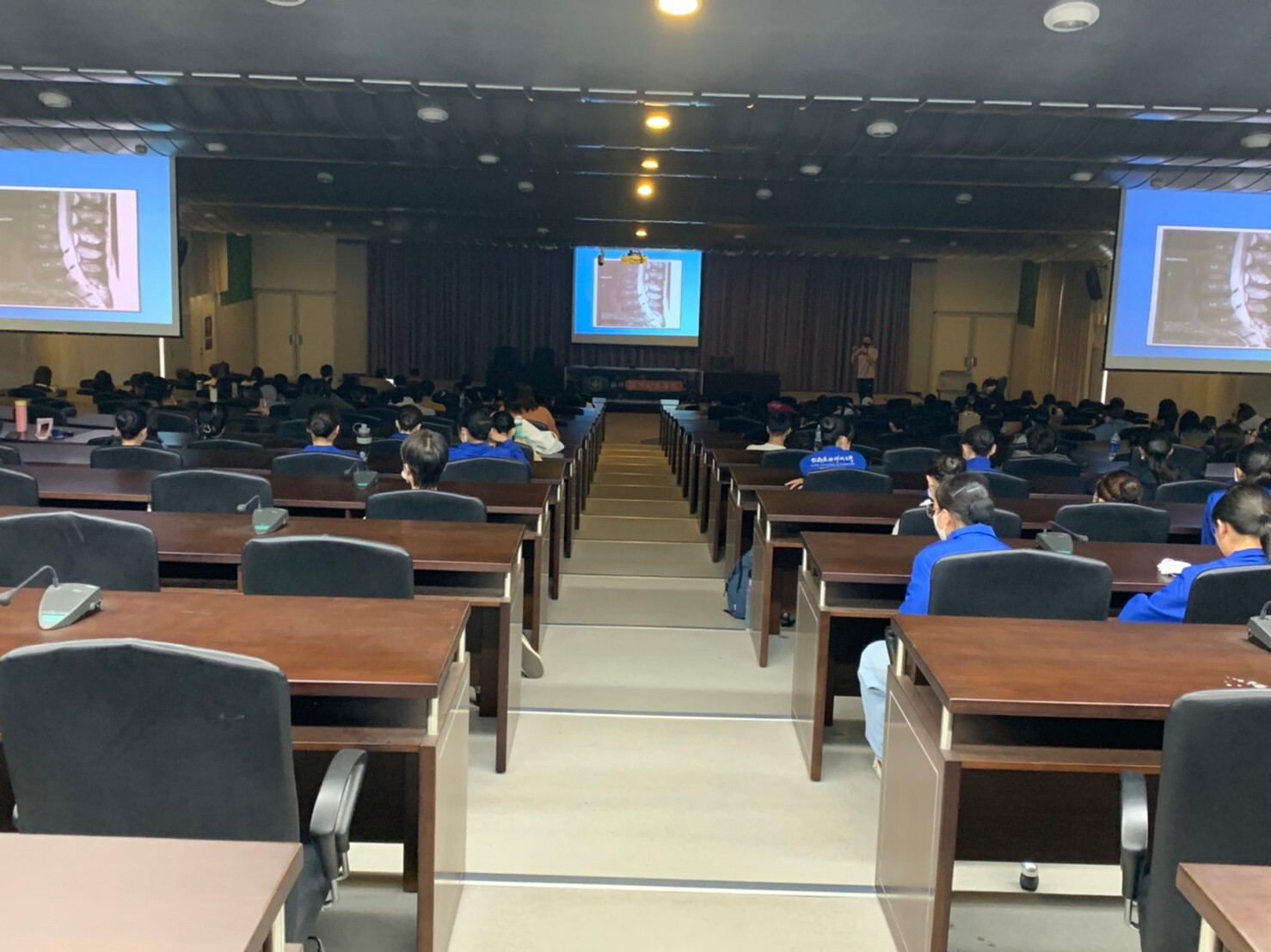 111學年度第二學期   健康講座-跟痠痛說掰掰Image