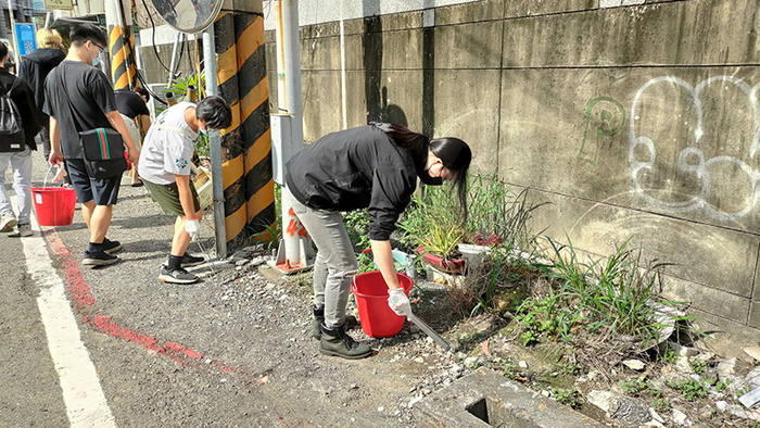 Second semester of the 110th school year Guard the clean home with love (2) 111/05/05(Thu)Image