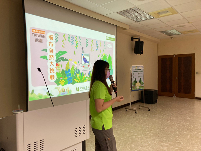 Semester 1, Academic Year 111 Environmental Education Seminar - Ecological Parks on Campus 111/10/4(2)Image