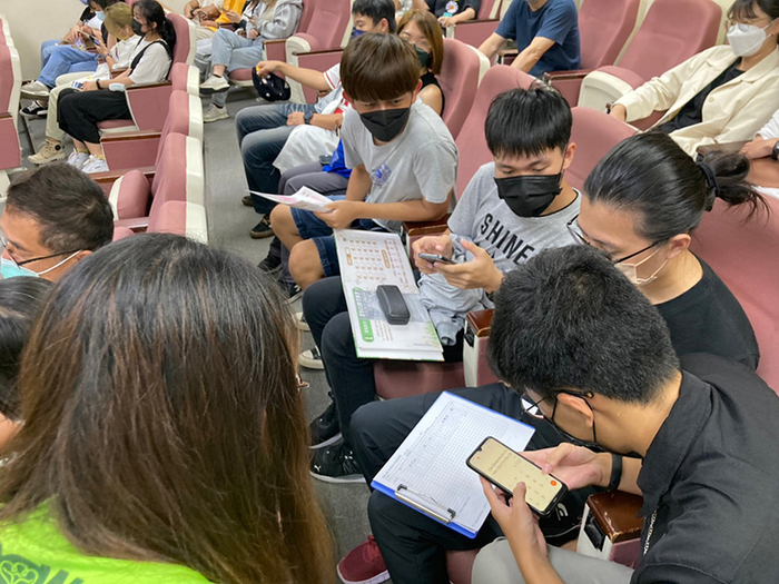 Semester 1, Academic Year 111 Environmental Education Seminar - Ecological Parks on Campus 111/10/4(2)Image