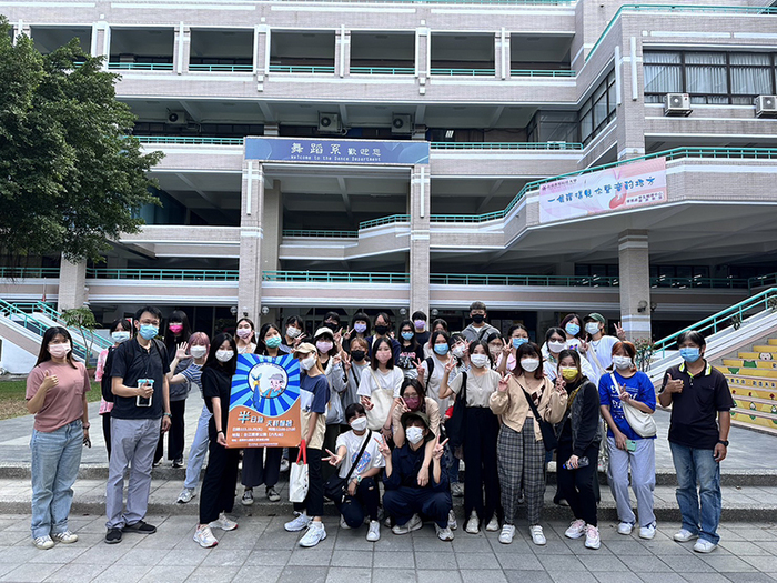 Environmental Education Activity for the First Semester of School Year 111 - Half-day Fishing Experience 111/11/25(Fri)Image