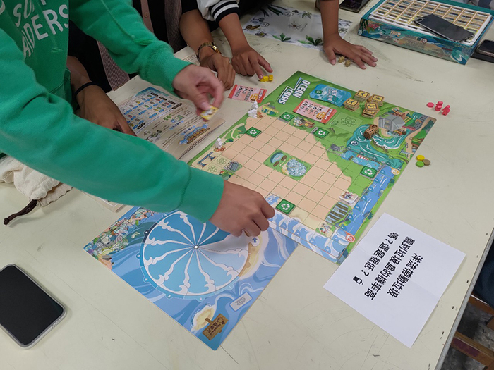First semester of the 111th school year environmental education activity 