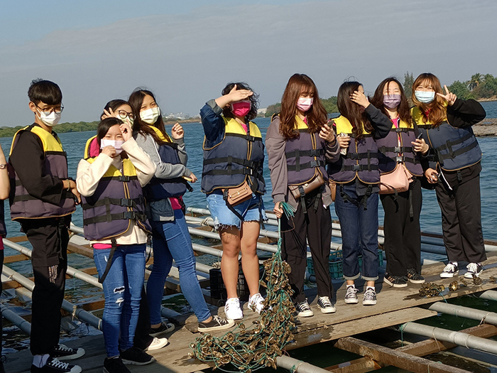 First Semester of Academic Year 110 Environmental Education Activity - 