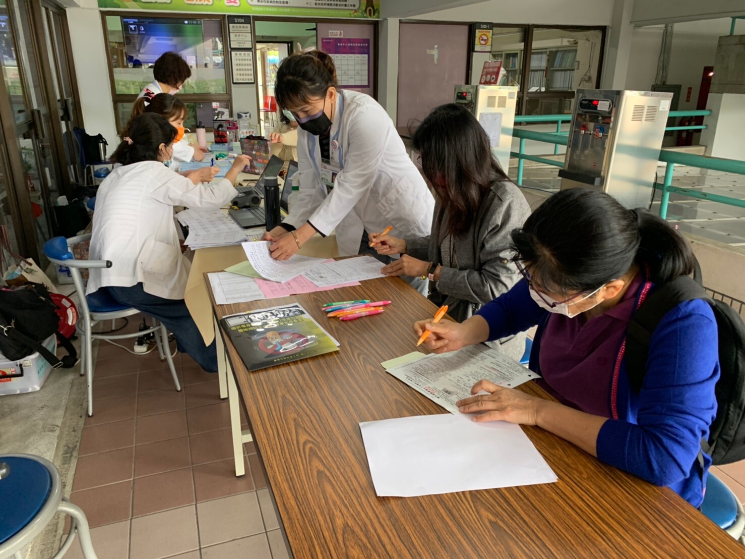 109 school year second semester faculty and staff age-limited health check activitiesImage