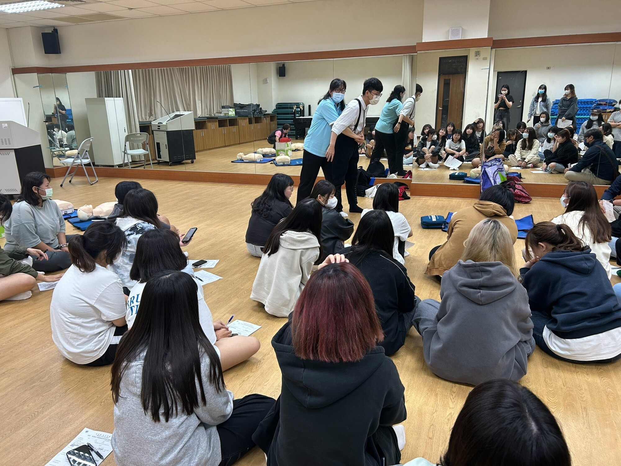 113-2基本救命術訓練圖片