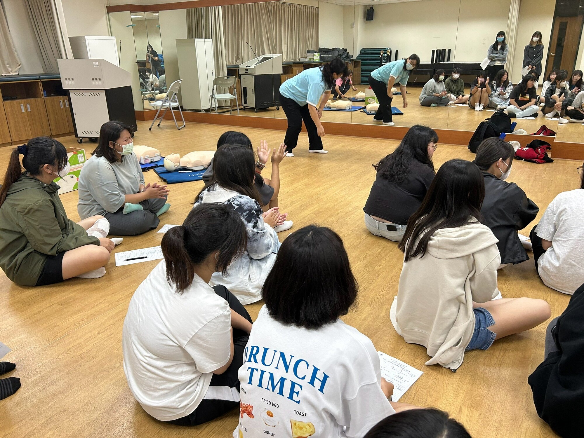 113-2基本救命術訓練圖片