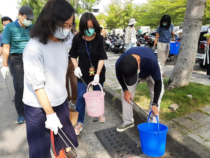 110 First Semester of Academic Year 110 Valuing and Protecting the Green Home (2) 110/10/29(Fri)Image