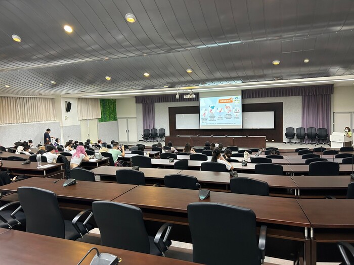 113(1)佳樂幹事教育研習圖片
