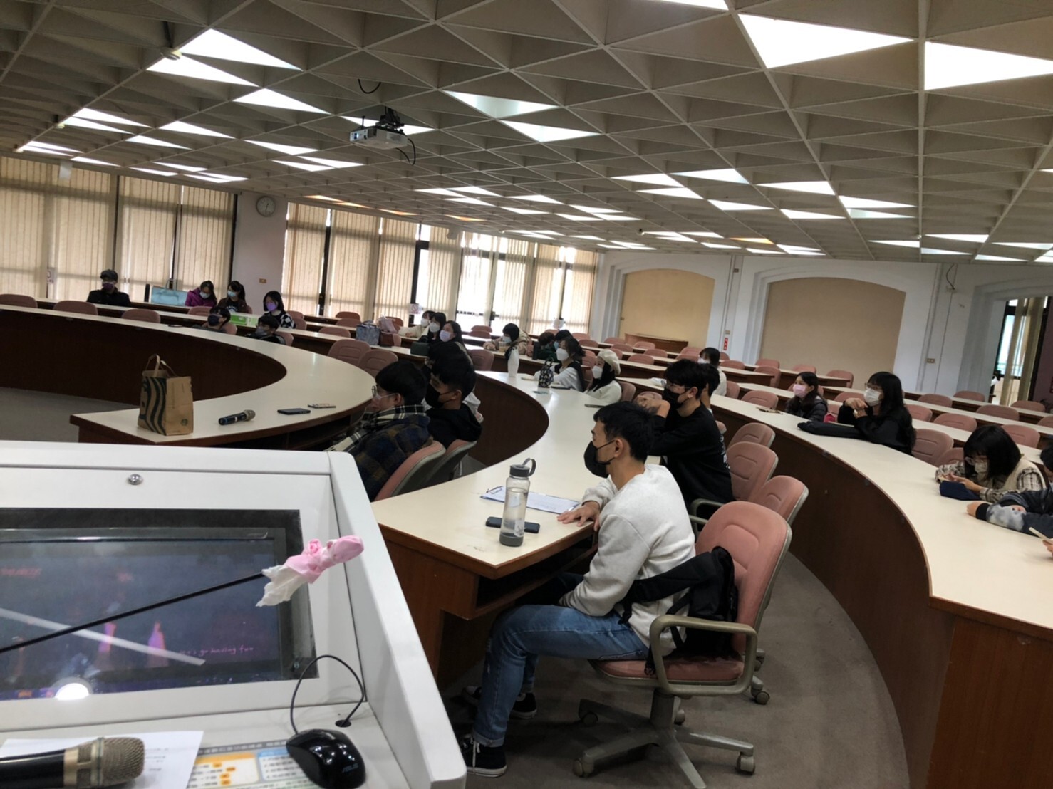 111 Academic Year First Semester Health Volunteer Report 3 (111.12.21)Image