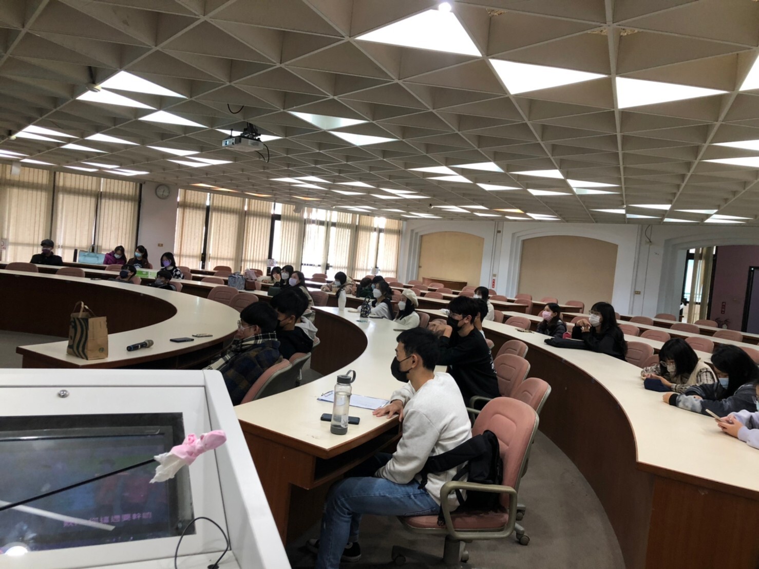 111 Academic Year First Semester Health Volunteer Report 3 (111.12.21)Image