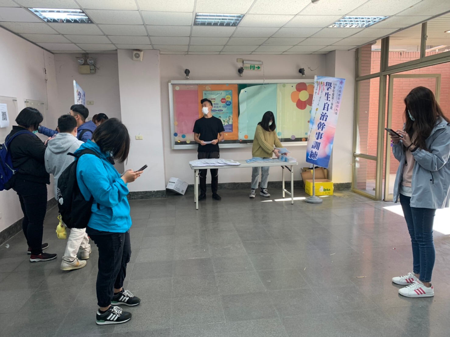 The second semester of the 109 school year Jiale officer education study (posture, dengue fever, sex education, tuberculosis, smoking and drug advocacy)Image