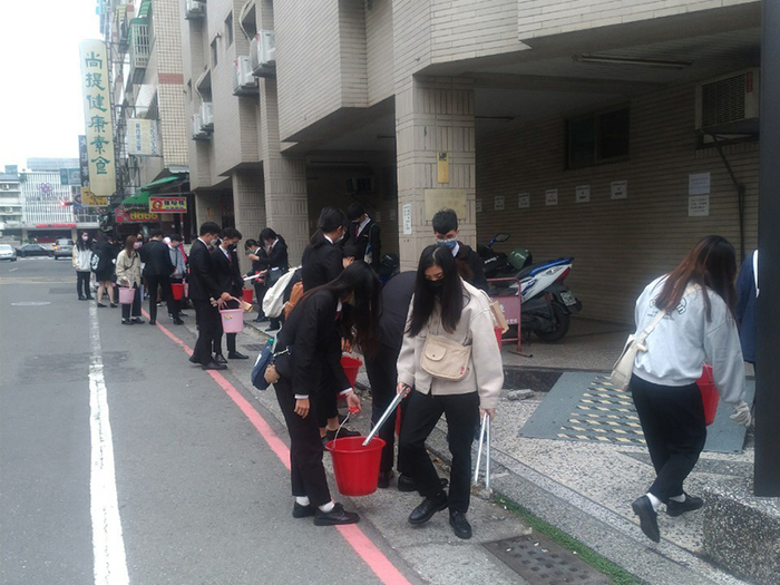 Second semester of the 110th school year Guard the clean home with love (I) 111/03/28(I)Image